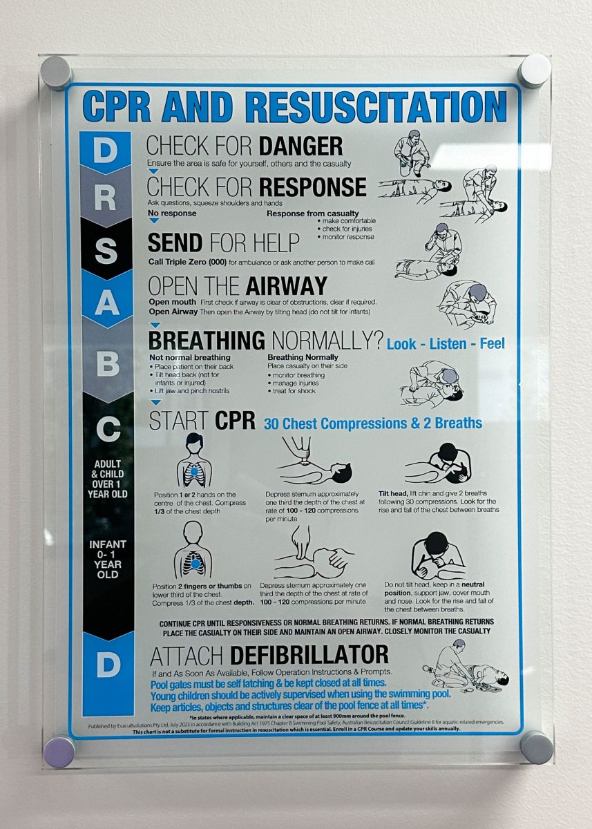 Deluxe spa and pool CPR sign - acrylic with aluminium stand offs